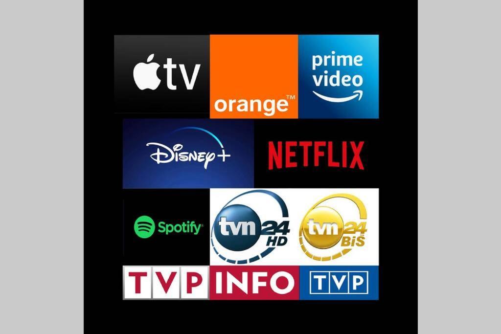 Palace 2 Wifi 600 Mbs 55'Tv Netflix Hbo 2Xmetro Appletv 바르샤바 외부 사진
